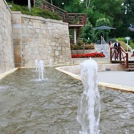 Portocobo فندق 4*