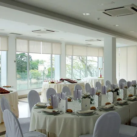 Hotel Portocobo 4*