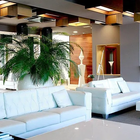 Отель Portocobo 4*